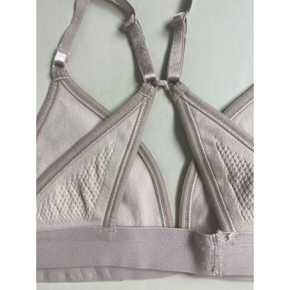 Lululemon Women's Light Pink Triangle Bralette Intimates Bra Size 2 - Picture 4 of 10
